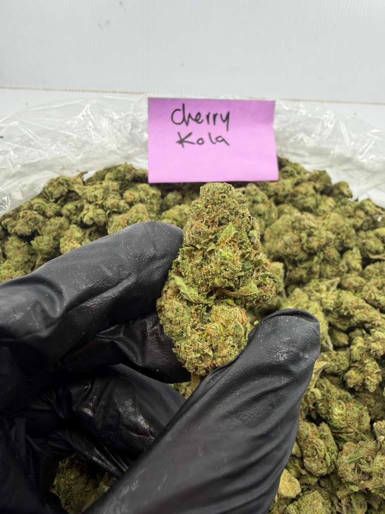 CHERRY KOLA